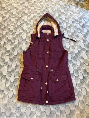 YMI Wine Hooded Vest with Cream Faux-Fur Lining
